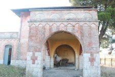 Camping_dans_une_maison_cantonni_re_d_saffect_e__Almila___.jpg